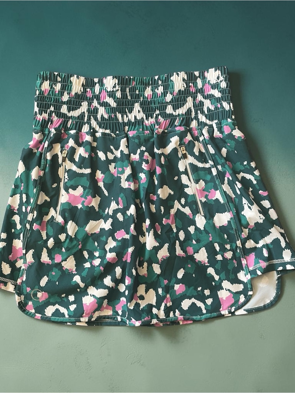 #045, The Bubble lifestyle fairway skirt, NWOT, size M